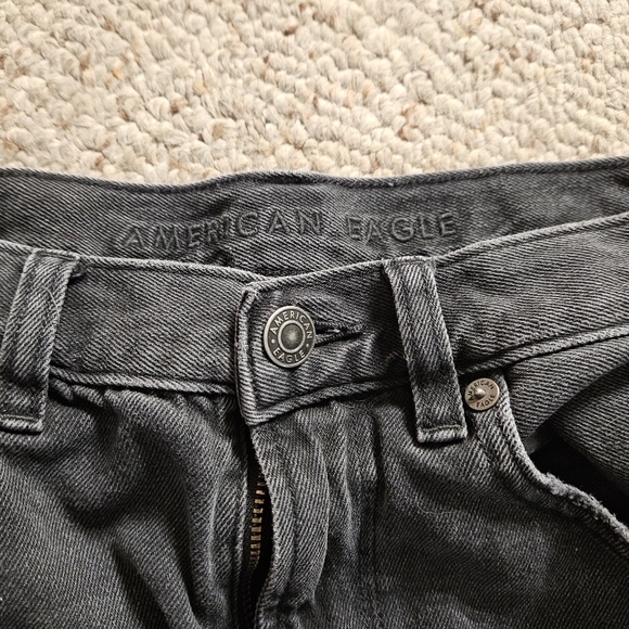 American Eagle Destroyed Black Jeans size 4 Regular - Picture 2 of 6